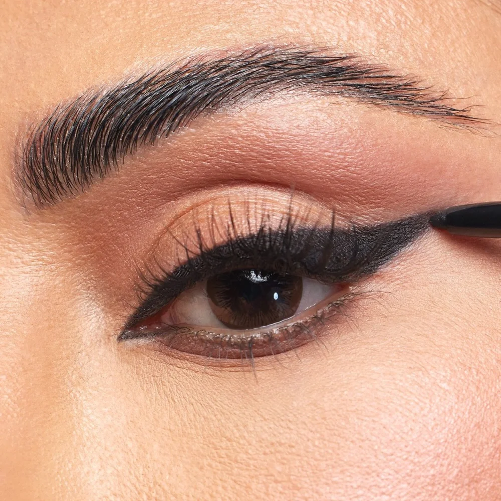 ULTA BEAUTY LINER